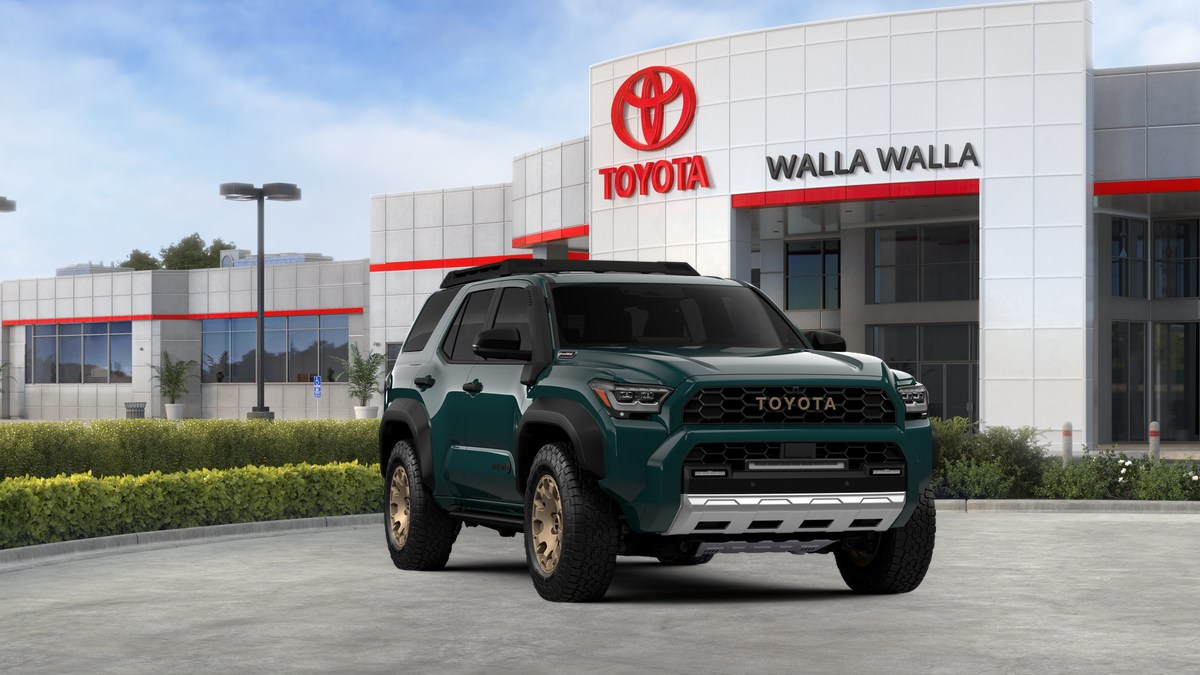 2026 Toyota 4Runner i-FORCE MAX 4Runner Trailhunter