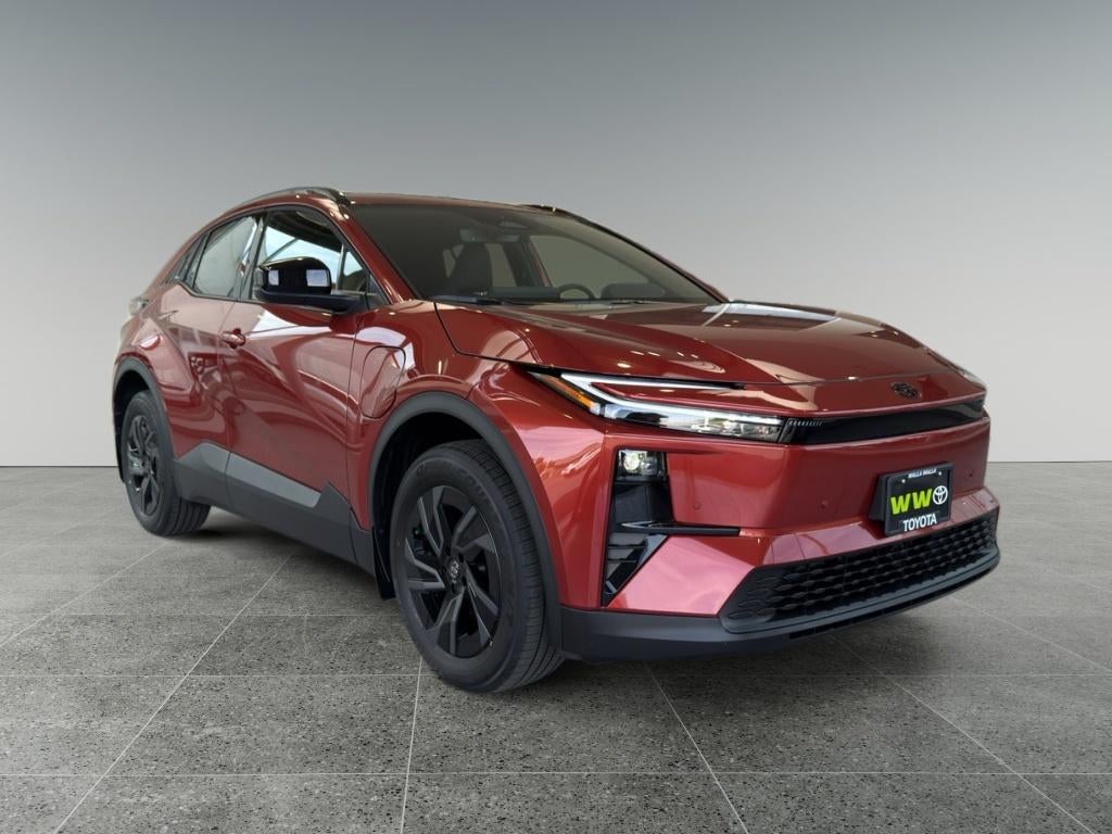 2026 Toyota C-HR SE AWD's photo