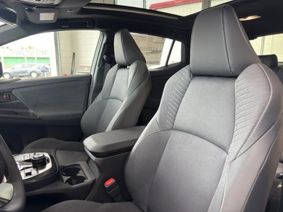 2026 Toyota C-HR XSE