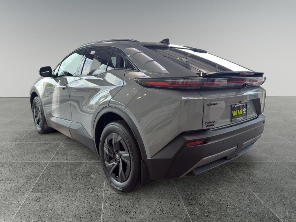 2026 Toyota C-HR SE
