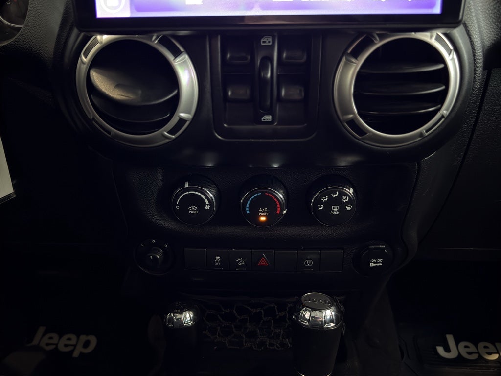 2017 Jeep Wrangler Sahara