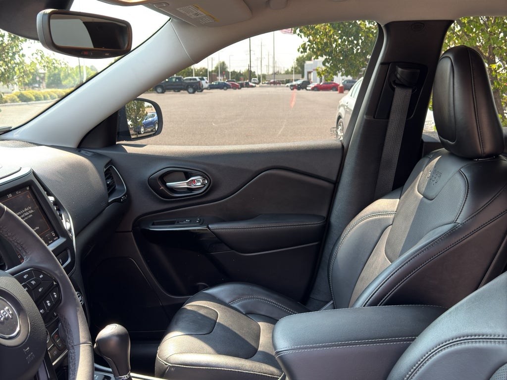 2023 Jeep Cherokee Altitude Lux