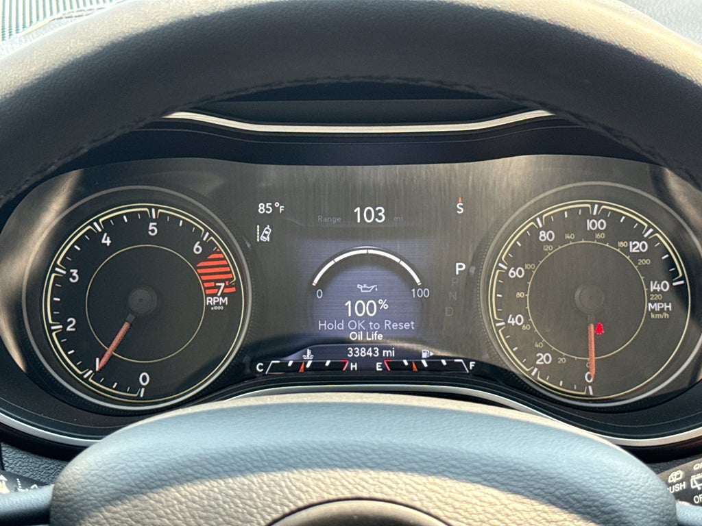 2023 Jeep Cherokee Altitude Lux - Photo 20