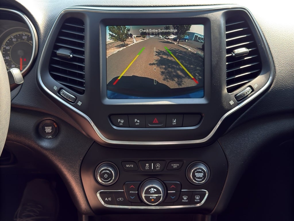 2023 Jeep Cherokee Altitude Lux - Photo 22