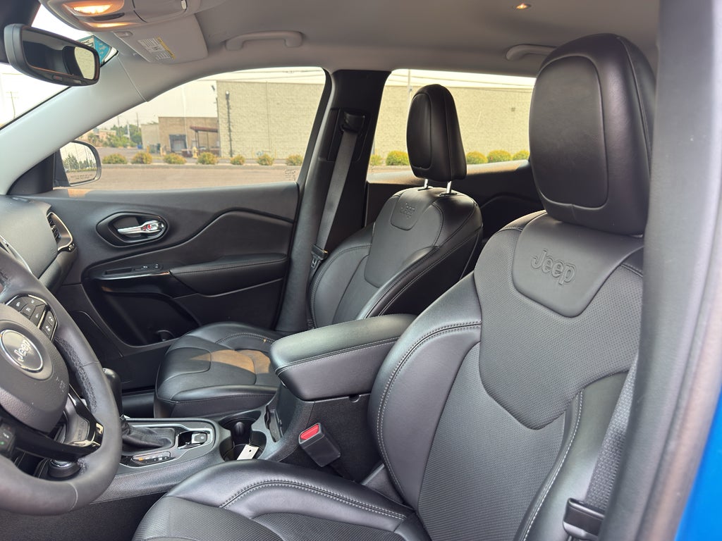 2023 Jeep Cherokee Altitude Lux