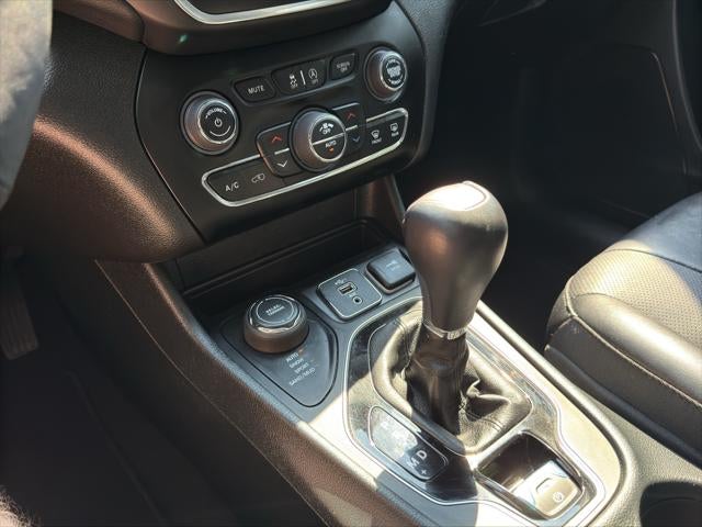 2023 Jeep Cherokee Altitude Lux - Photo 47