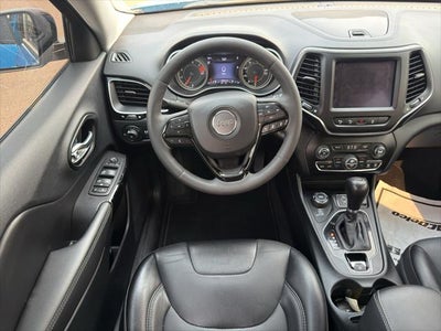 2023 Jeep Cherokee Altitude Lux