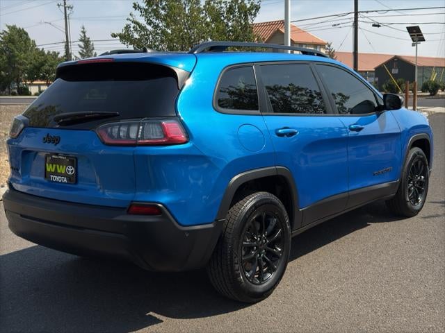2023 Jeep Cherokee Altitude Lux