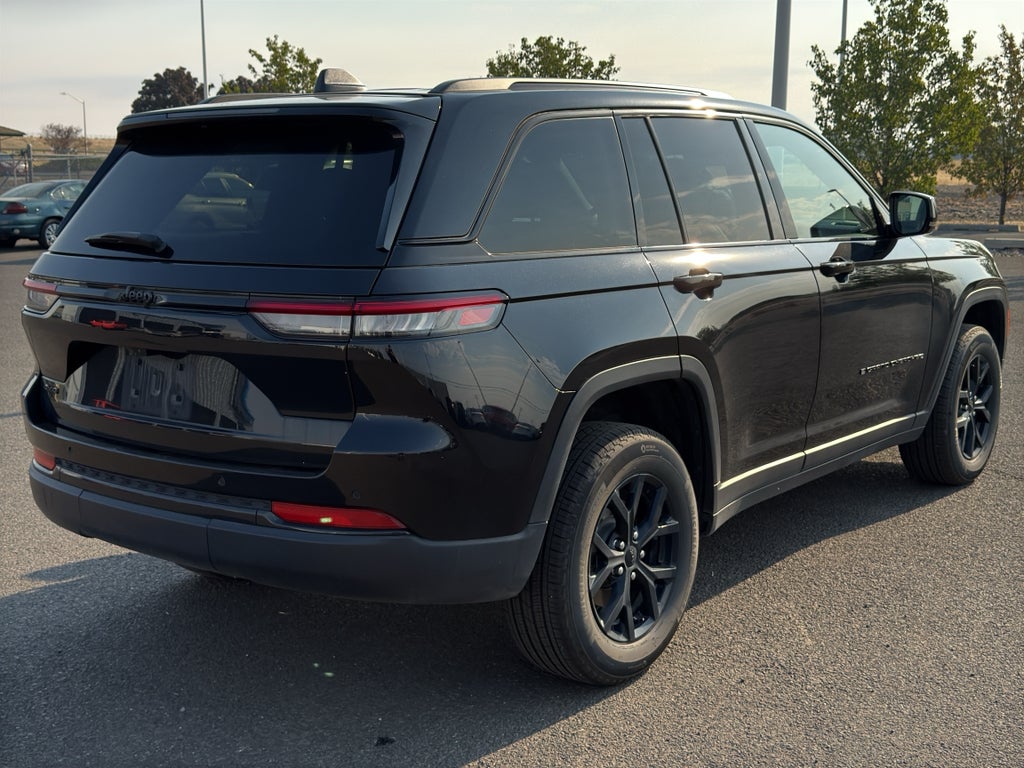 2025 Jeep Grand Cherokee Altitude X