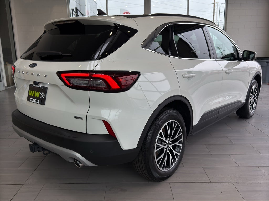 2025 Ford Escape PHEV