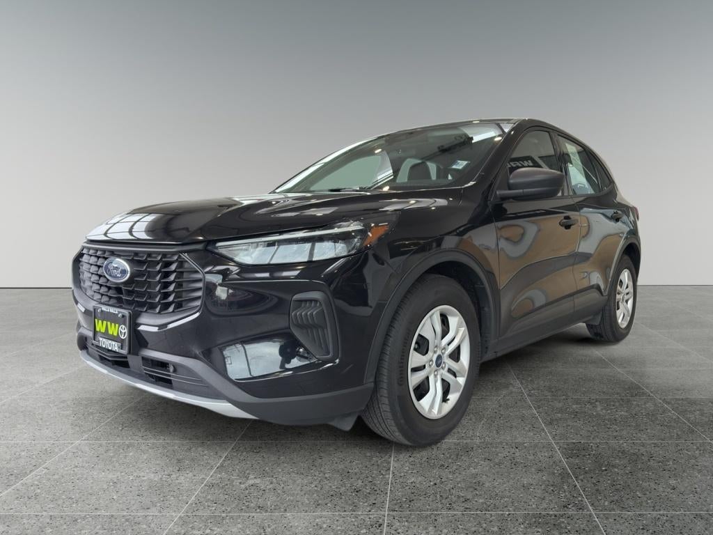 2023 Ford Escape Base