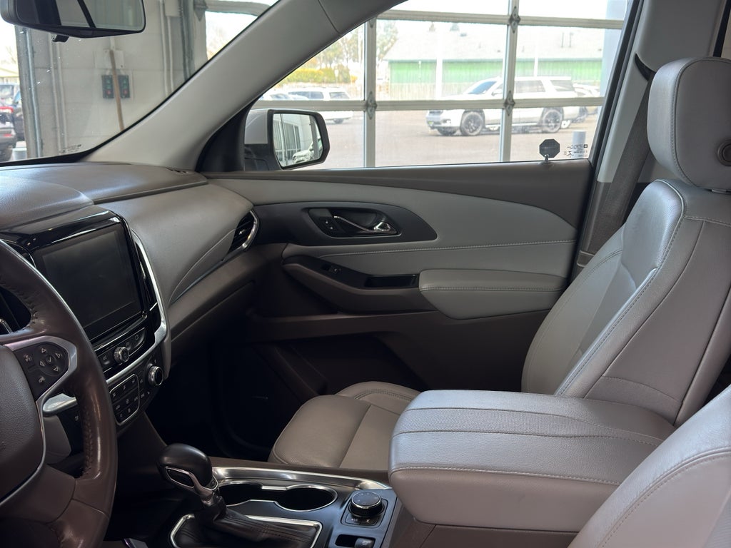 2021 Chevrolet Traverse Premier