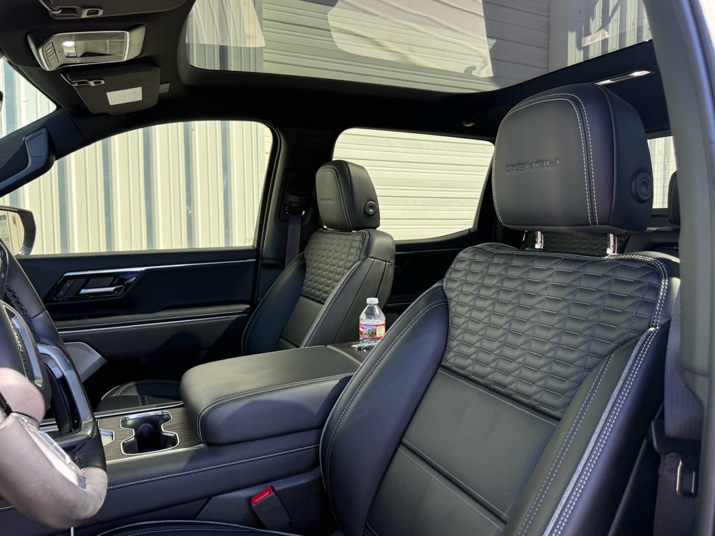 2024 GMC Sierra EV Denali Edition 1