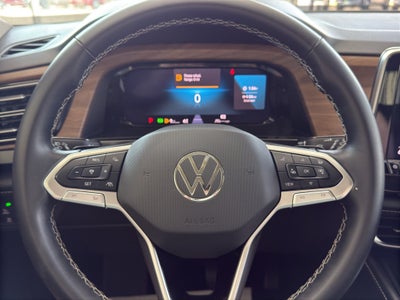 2025 Volkswagen Atlas 2.0T SE w/Technology