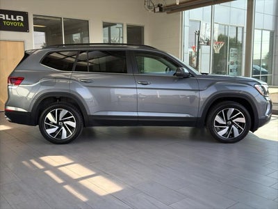 2025 Volkswagen Atlas 2.0T SE w/Technology