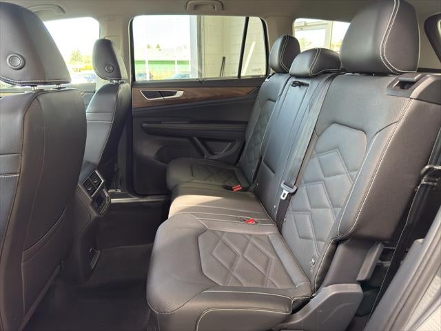 2025 Volkswagen Atlas 2.0T SE w/Technology