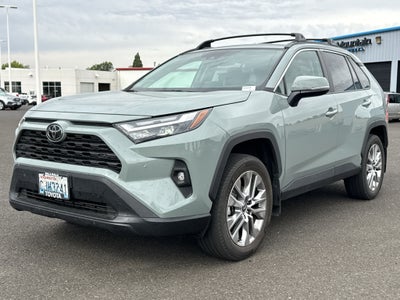 2023 Toyota RAV4 XLE Premium