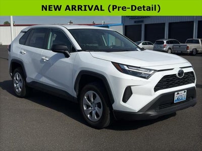 2025 Toyota RAV4 LE