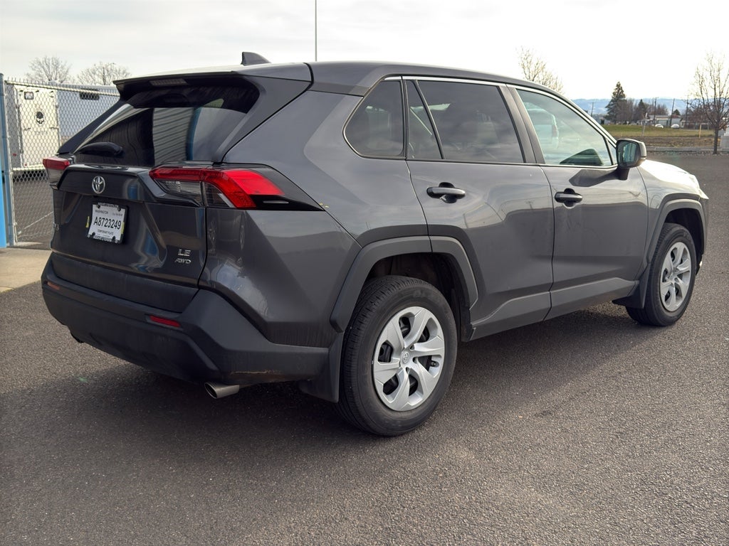 2023 Toyota RAV4 LE