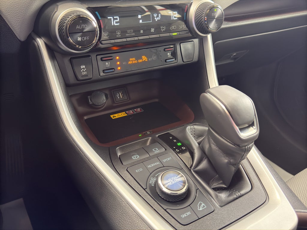 2025 Toyota RAV4 Limited