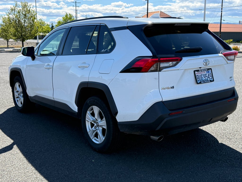 2020 Toyota RAV4 XLE