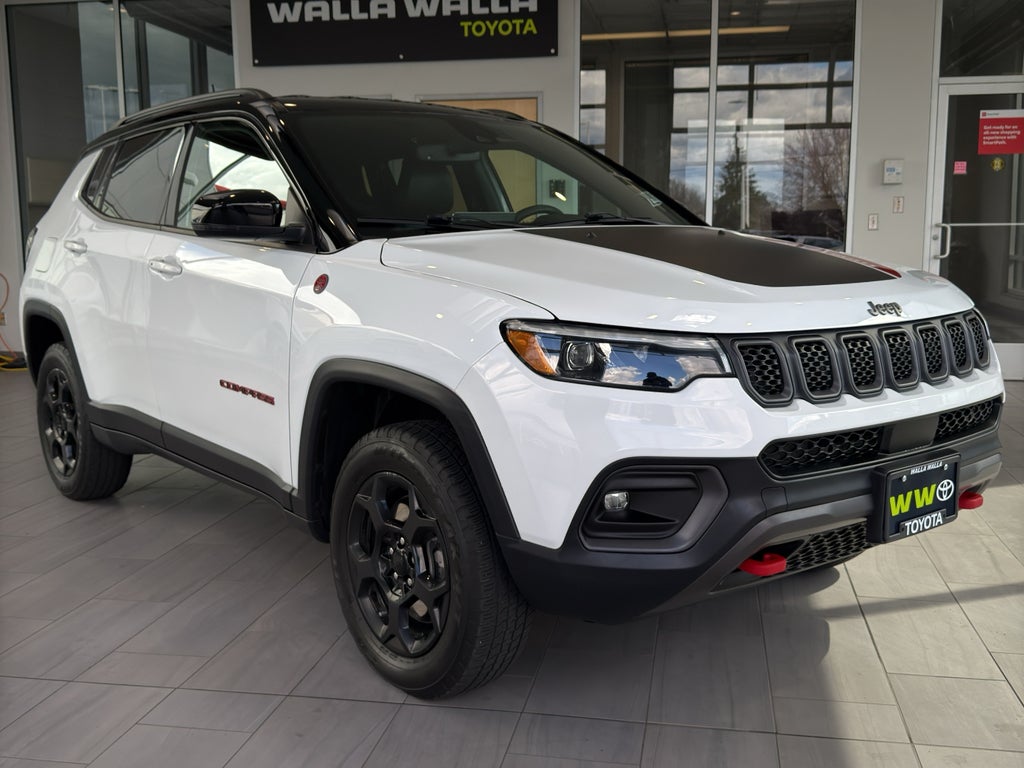 2023 Jeep Compass Trailhawk