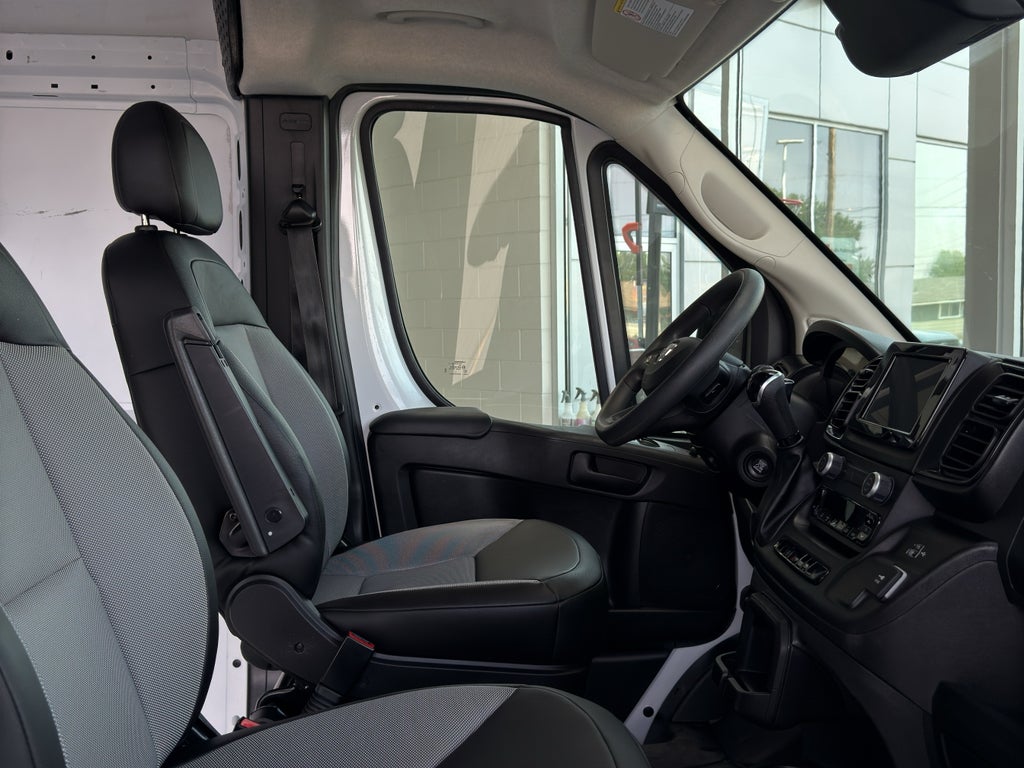 2025 RAM ProMaster 2500 Tradesman