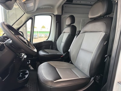 2025 RAM ProMaster 2500 Tradesman