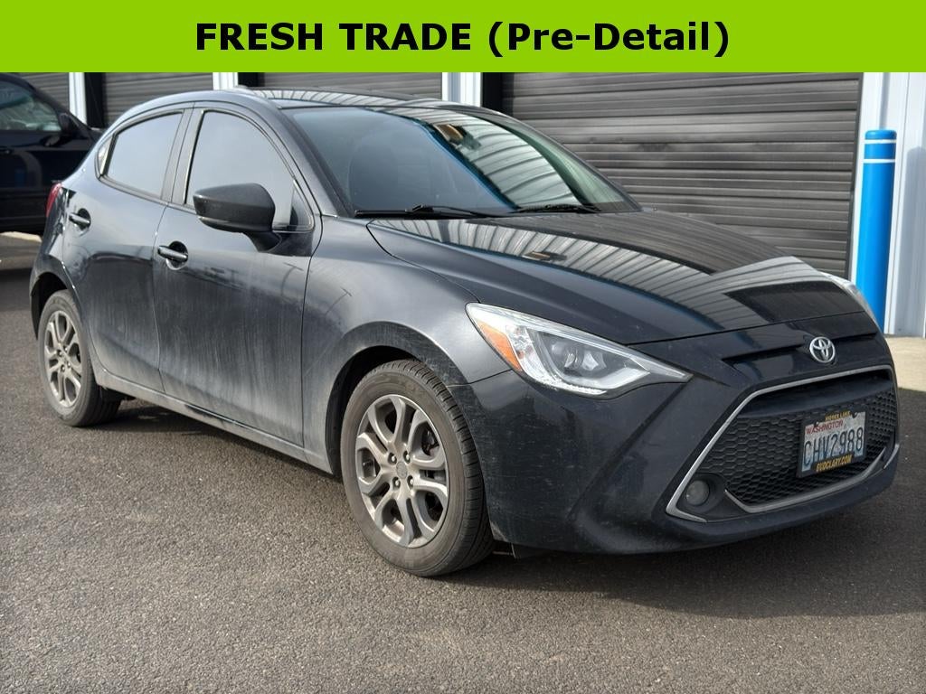 2020 Toyota Yaris XLE