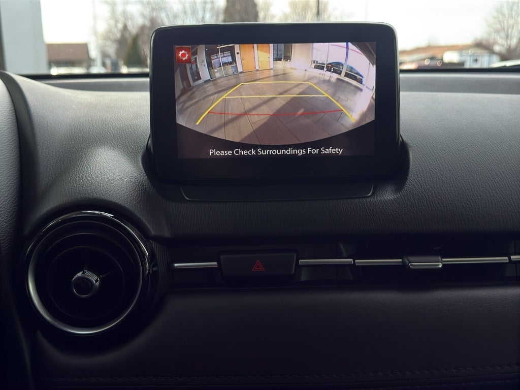 2020 Toyota Yaris XLE