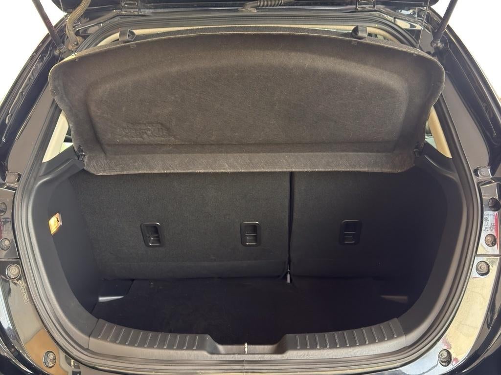 2020 Toyota Yaris XLE