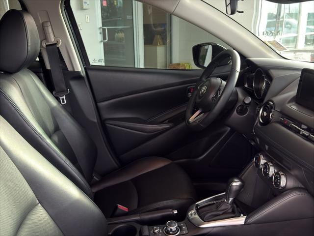 2020 Toyota Yaris XLE