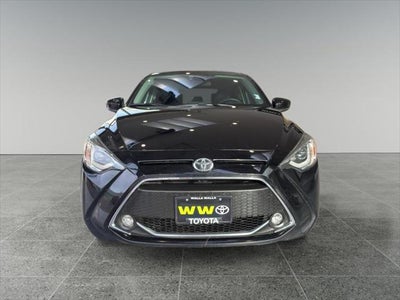 2020 Toyota Yaris XLE