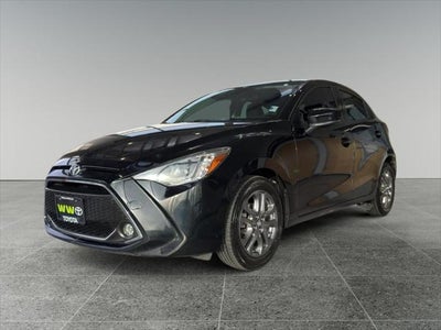 2020 Toyota Yaris XLE