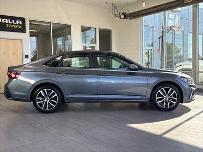 2025 Volkswagen Jetta SE