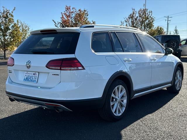 2019 Volkswagen Golf Alltrack S