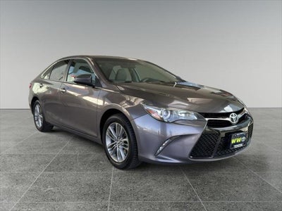 2017 Toyota Camry SE