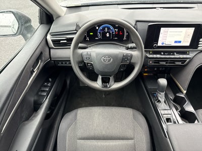 2025 Toyota Camry Hybrid LE