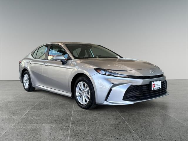 2025 Toyota Camry Hybrid LE