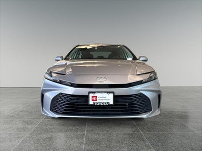 2025 Toyota Camry Hybrid LE