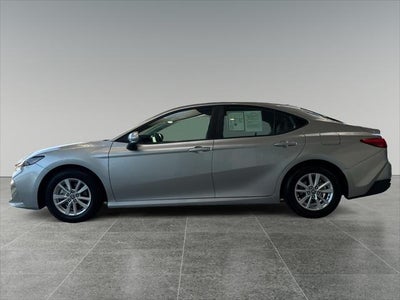 2025 Toyota Camry Hybrid LE