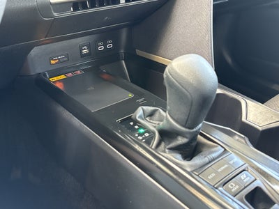 2025 Toyota Camry Hybrid LE