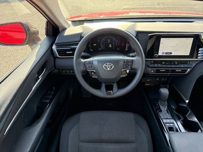 2025 Toyota Camry Hybrid LE