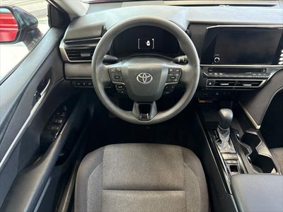 2025 Toyota Camry Hybrid LE
