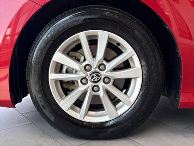 2025 Toyota Camry Hybrid LE