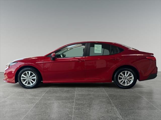 2025 Toyota Camry Hybrid LE