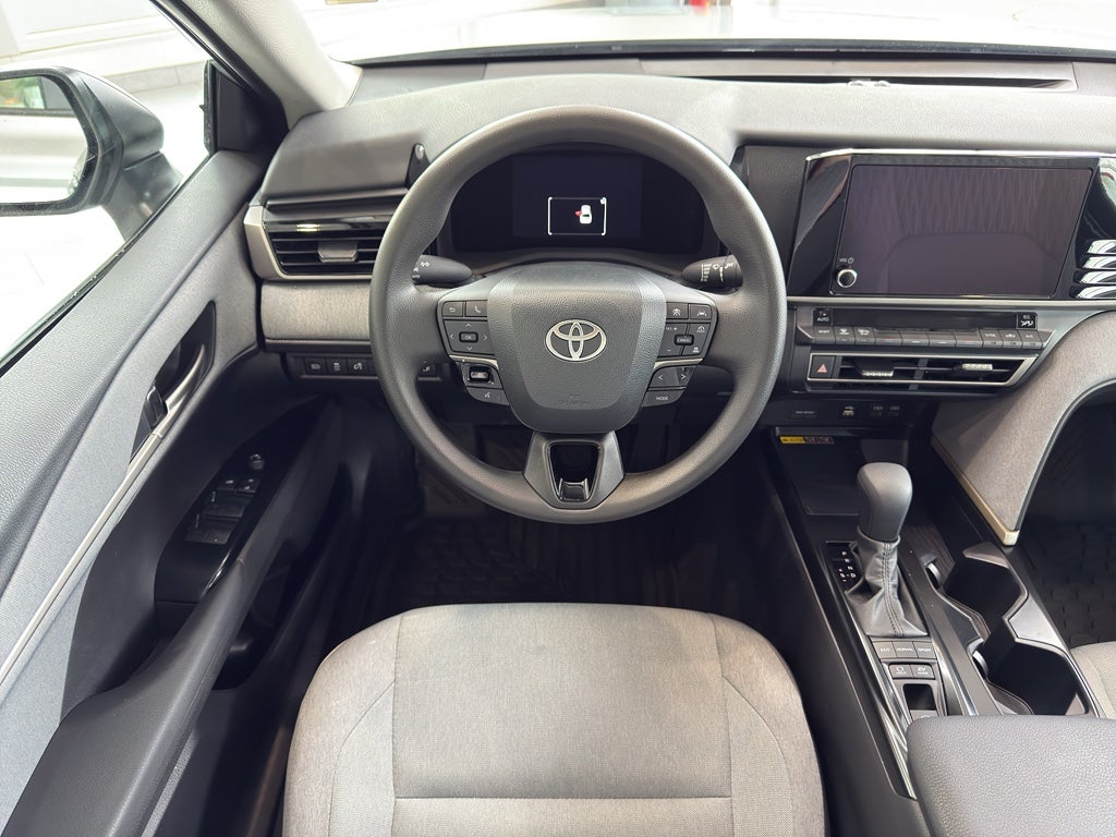 2025 Toyota Camry Hybrid LE