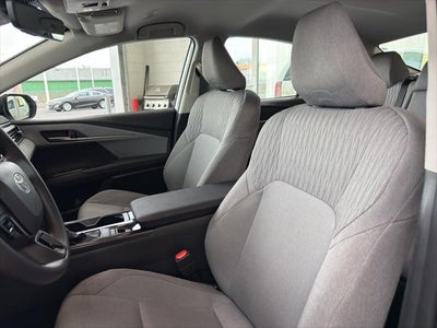 2025 Toyota Camry Hybrid LE