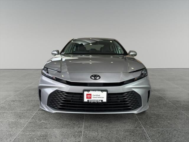 2025 Toyota Camry Hybrid LE