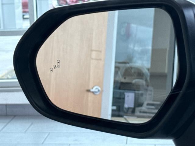 2025 Toyota Camry Hybrid LE